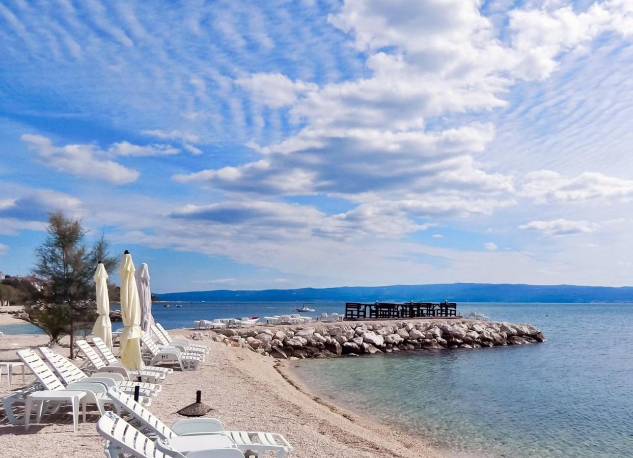 Hotel Sunce ポドストラナ エクステリア 写真